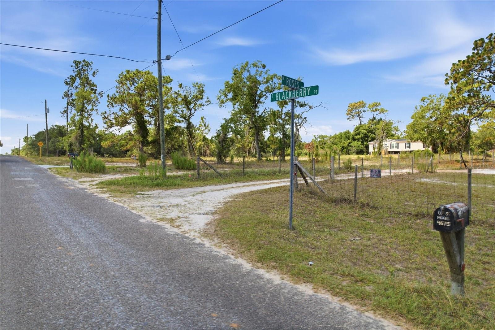 GREEN ACRES CARDINAL STREET AR-5605 - Residential