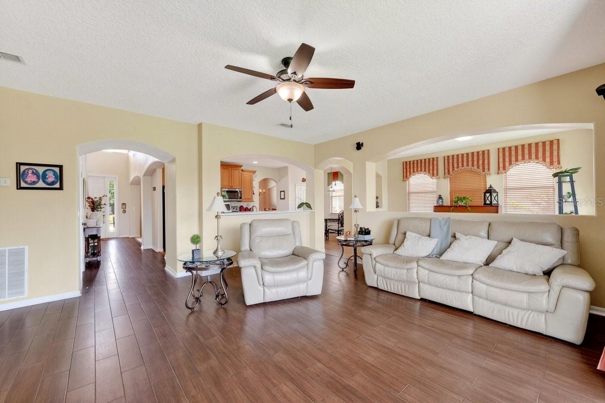 OAKLEAF PLANTATION - Residential