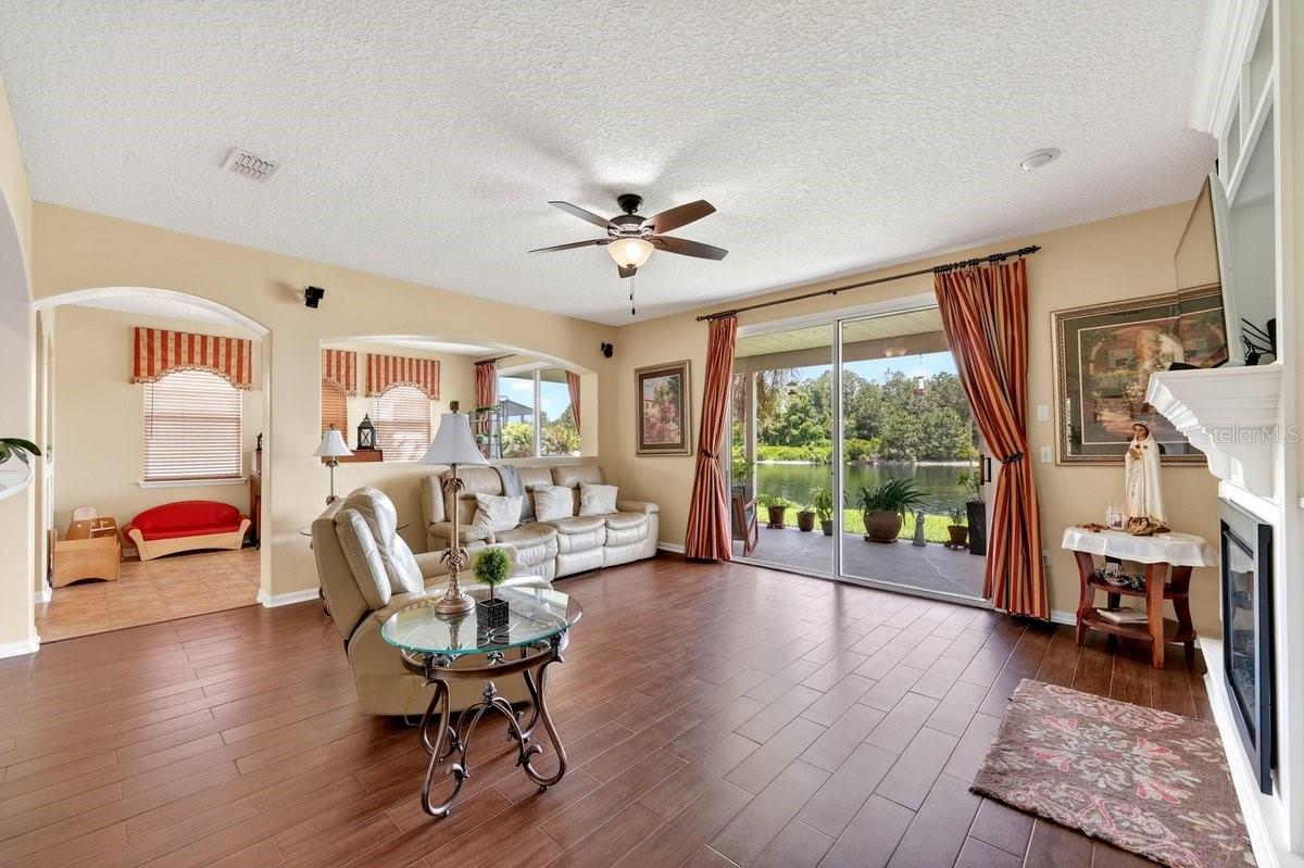 OAKLEAF PLANTATION - Residential