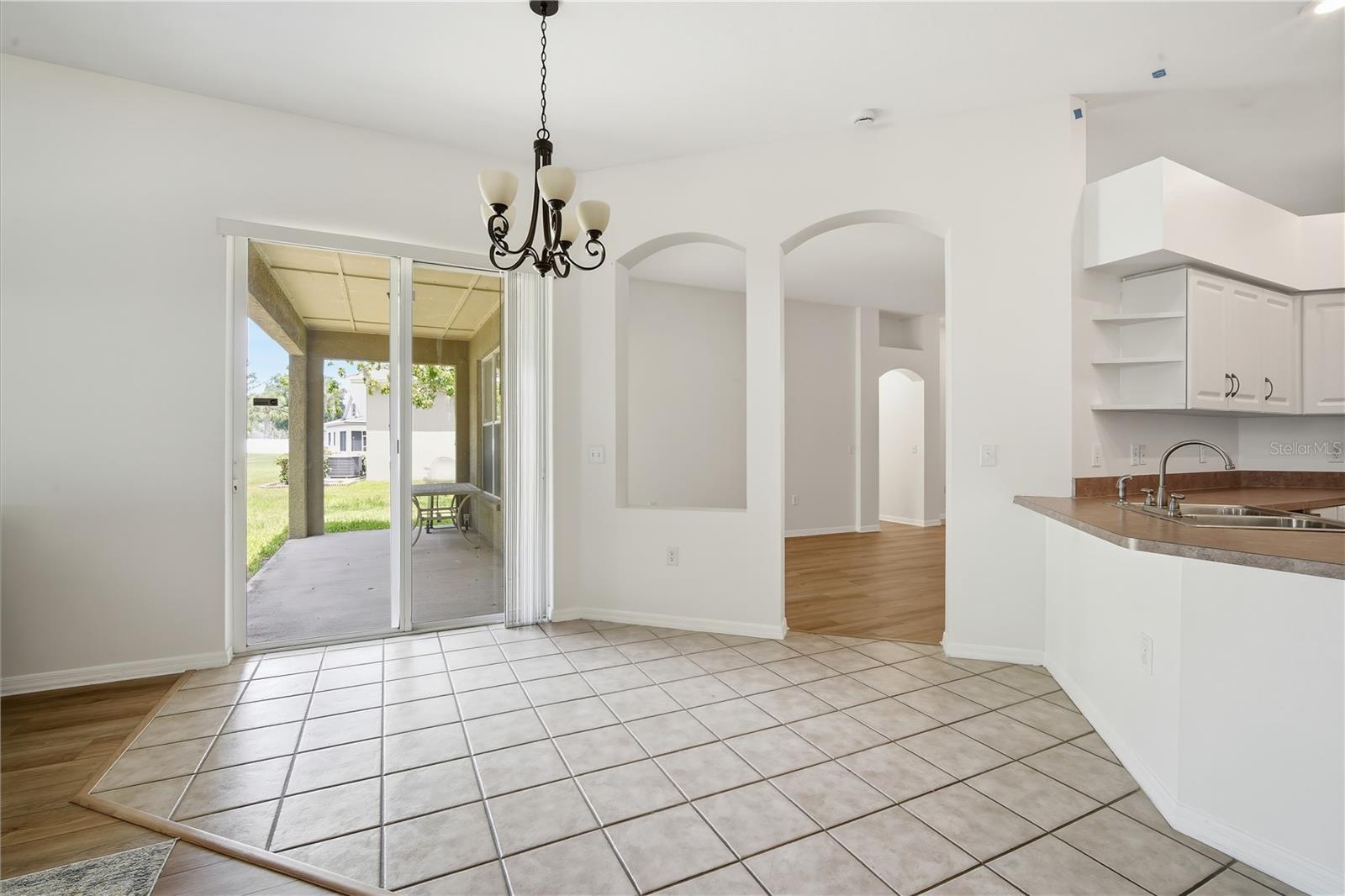 LAKE BERNADETTE PARCELS 17 & 18A - Residential Lease