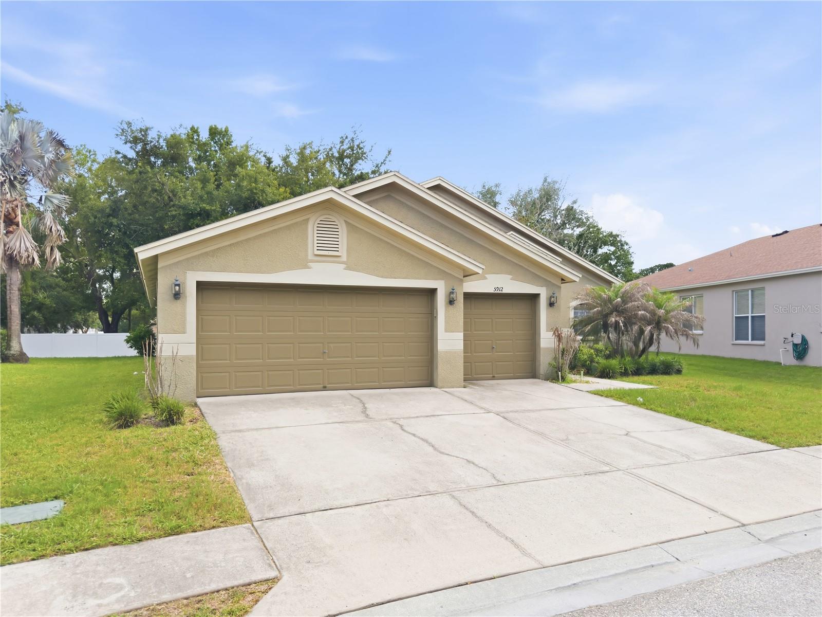LAKE BERNADETTE PARCELS 17 & 18A - Residential Lease