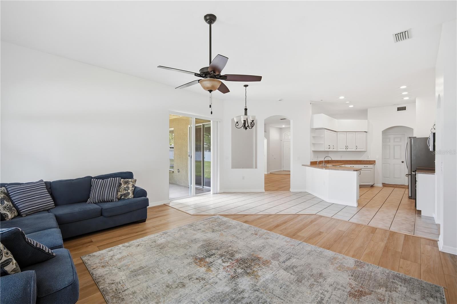 LAKE BERNADETTE PARCELS 17 & 18A - Residential Lease