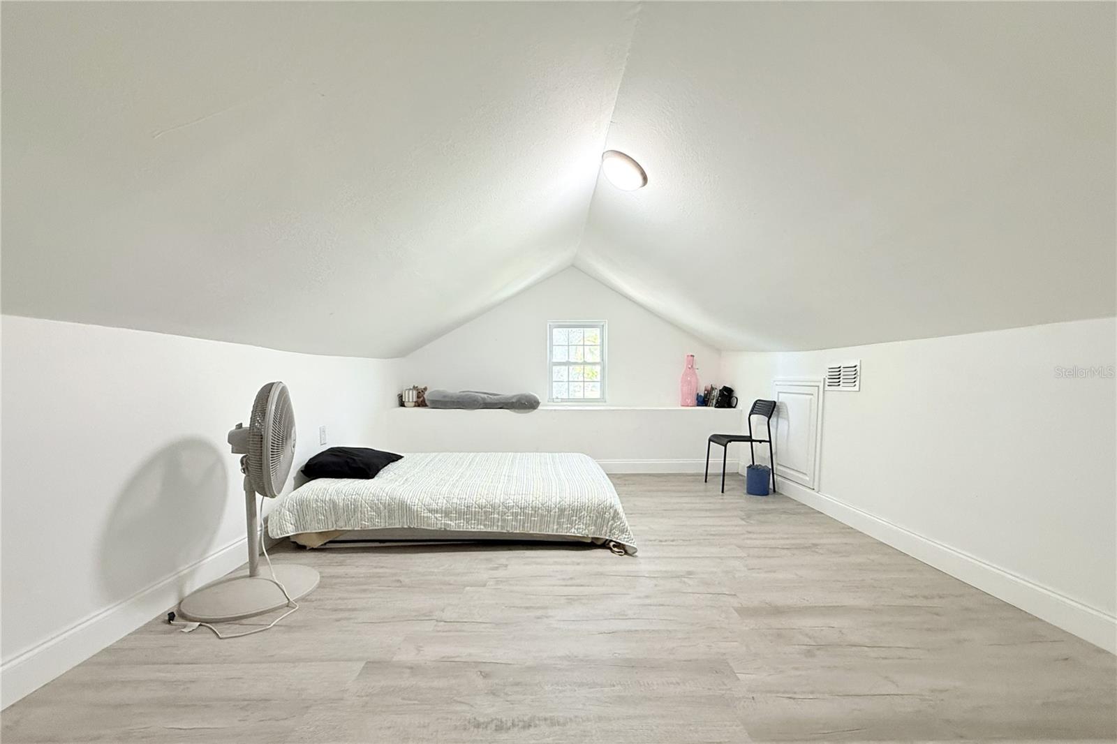 ZZZ | UNPLATTED - Residential