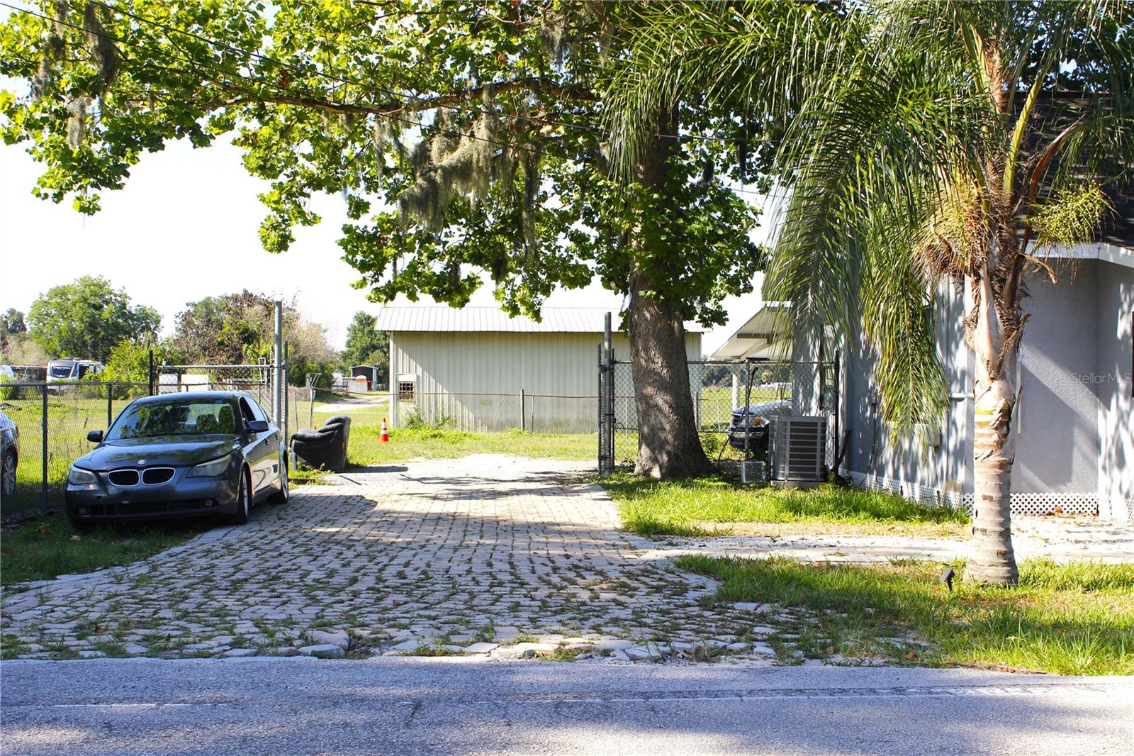 ZZZ | UNPLATTED - Residential