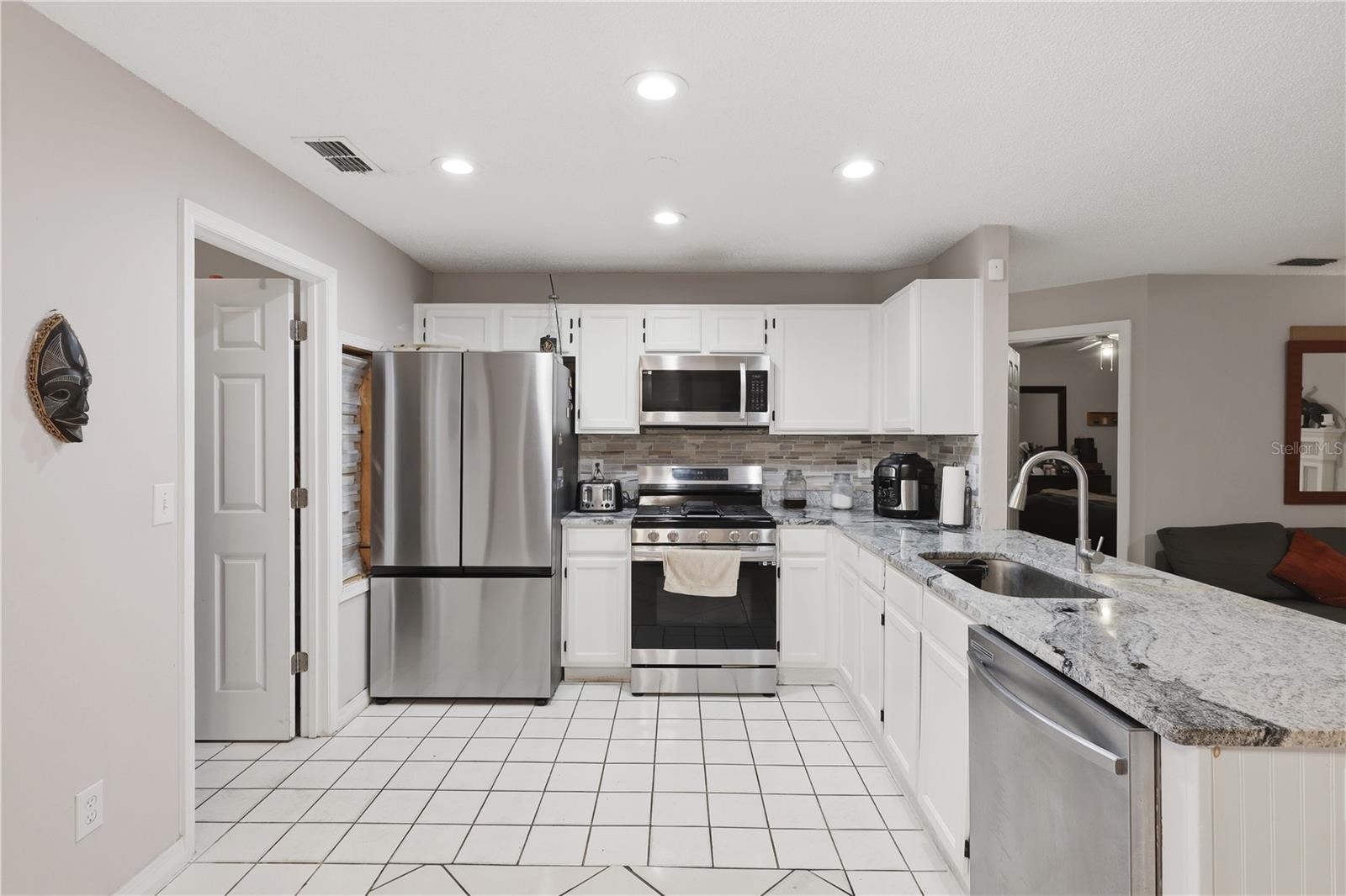 DELTONA LAKES UNIT 66 - Residential