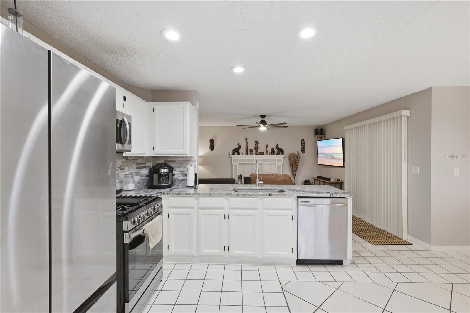 DELTONA LAKES UNIT 66 - Residential