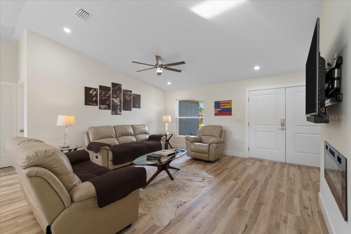PORT CHARLOTTE SUB 08 - Residential