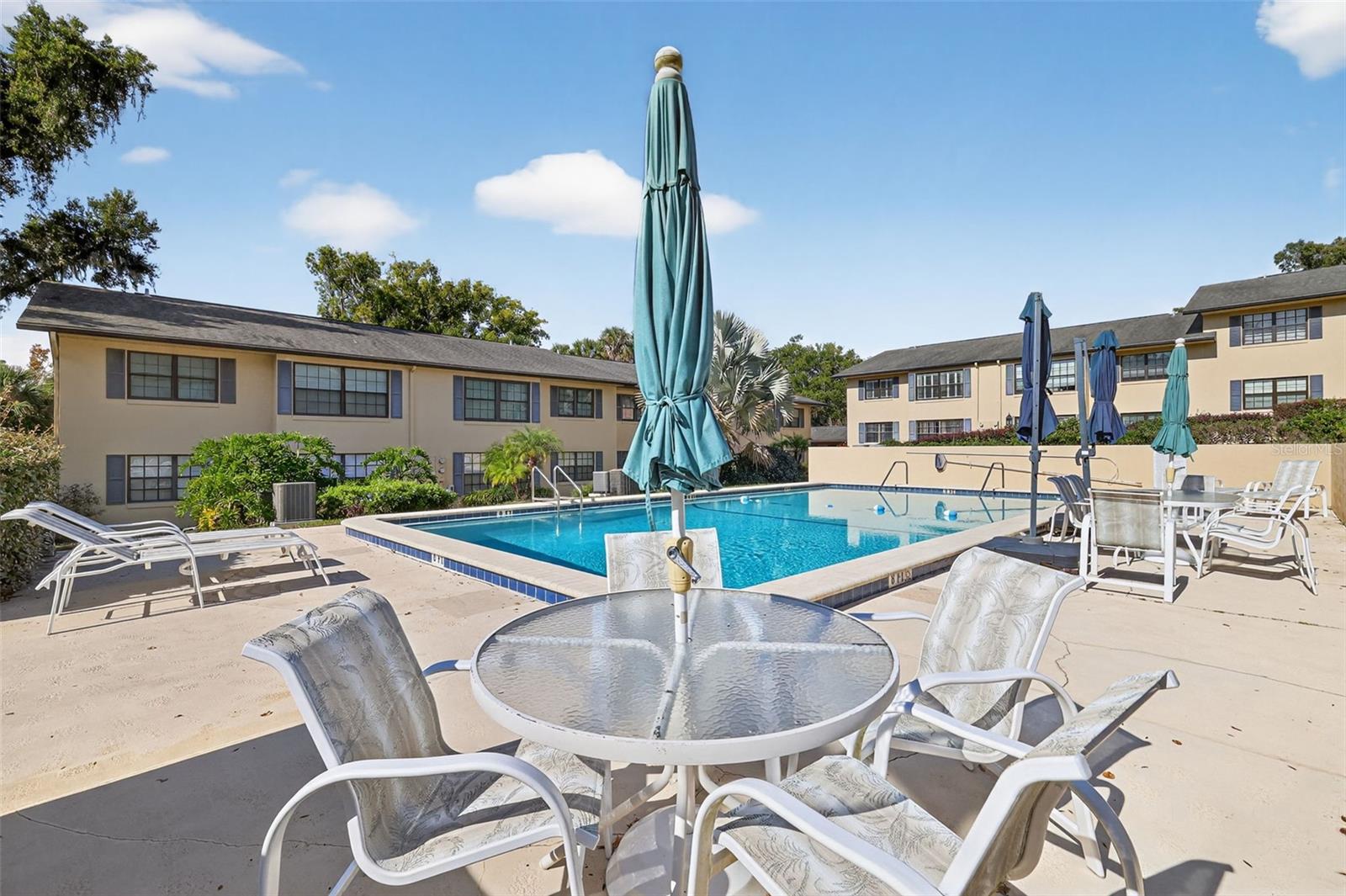 MOUNT DORA LAKEWOOD CONDO - Residential Lease
