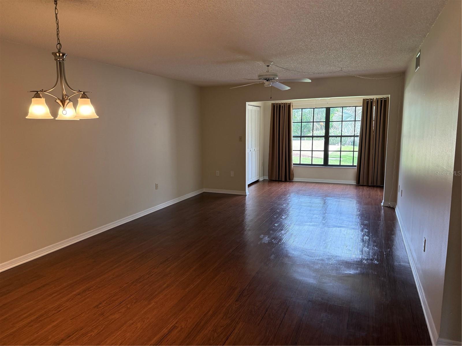MOUNT DORA LAKEWOOD CONDO - Residential Lease