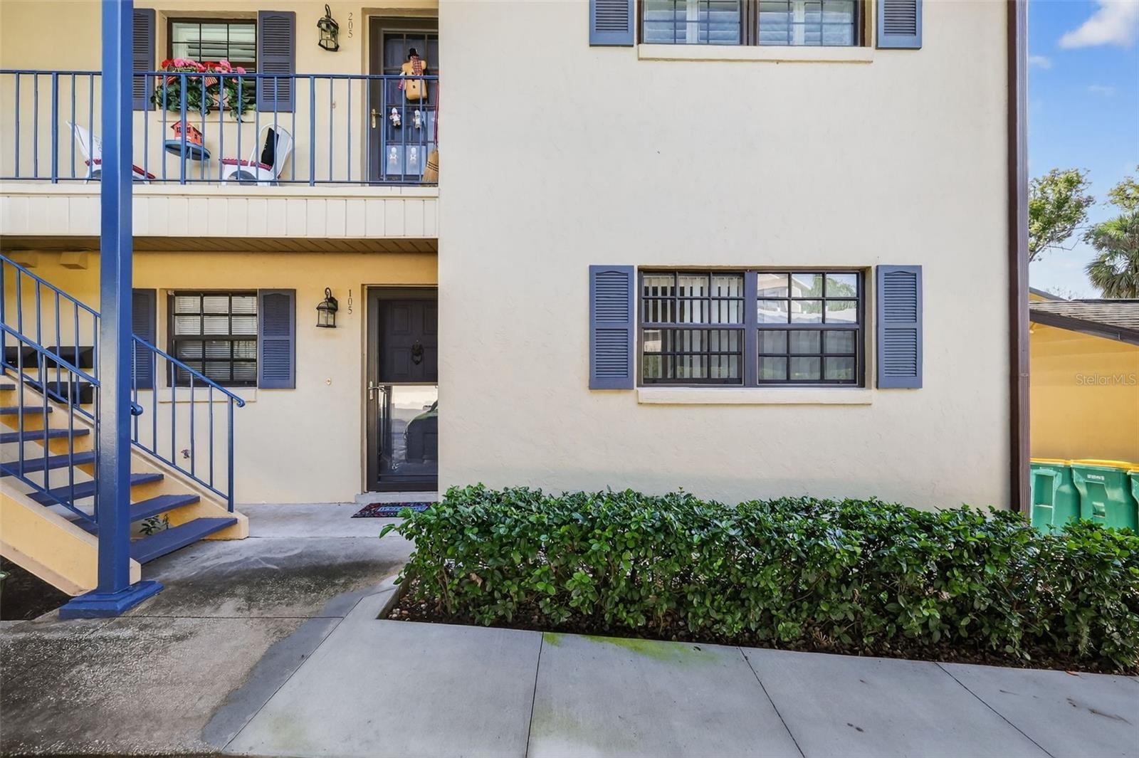 MOUNT DORA LAKEWOOD CONDO - Residential Lease