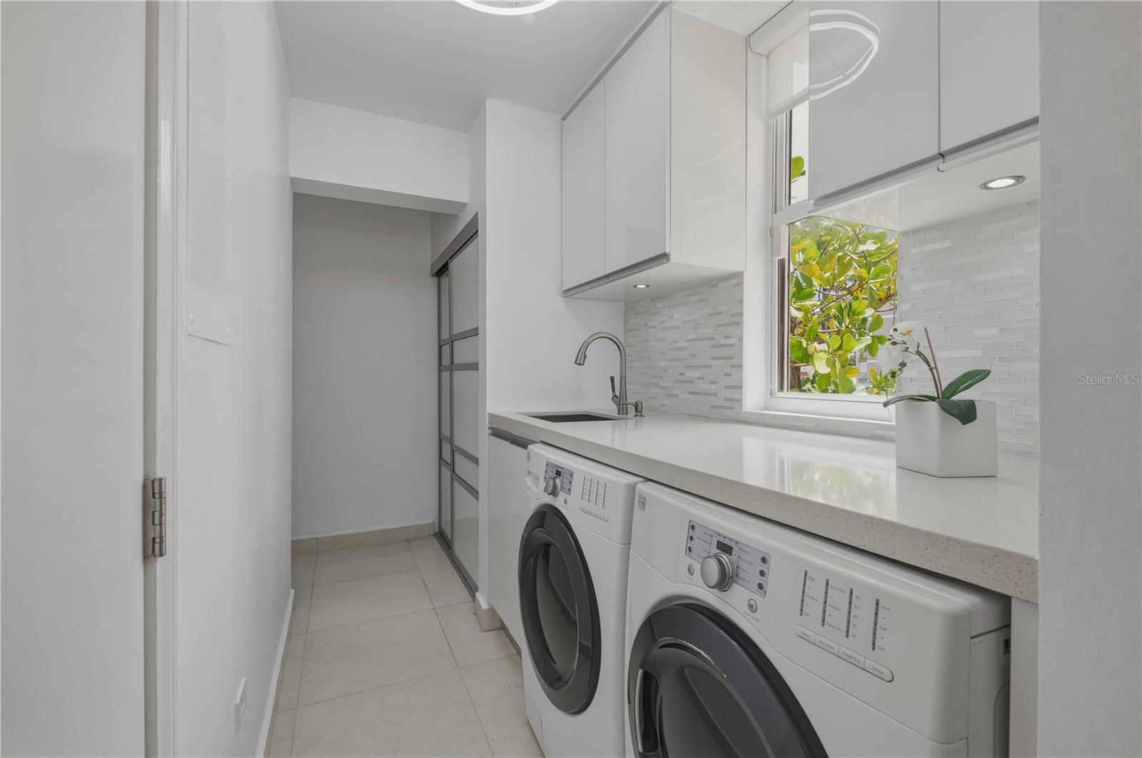 OCEAN PARK - Residential