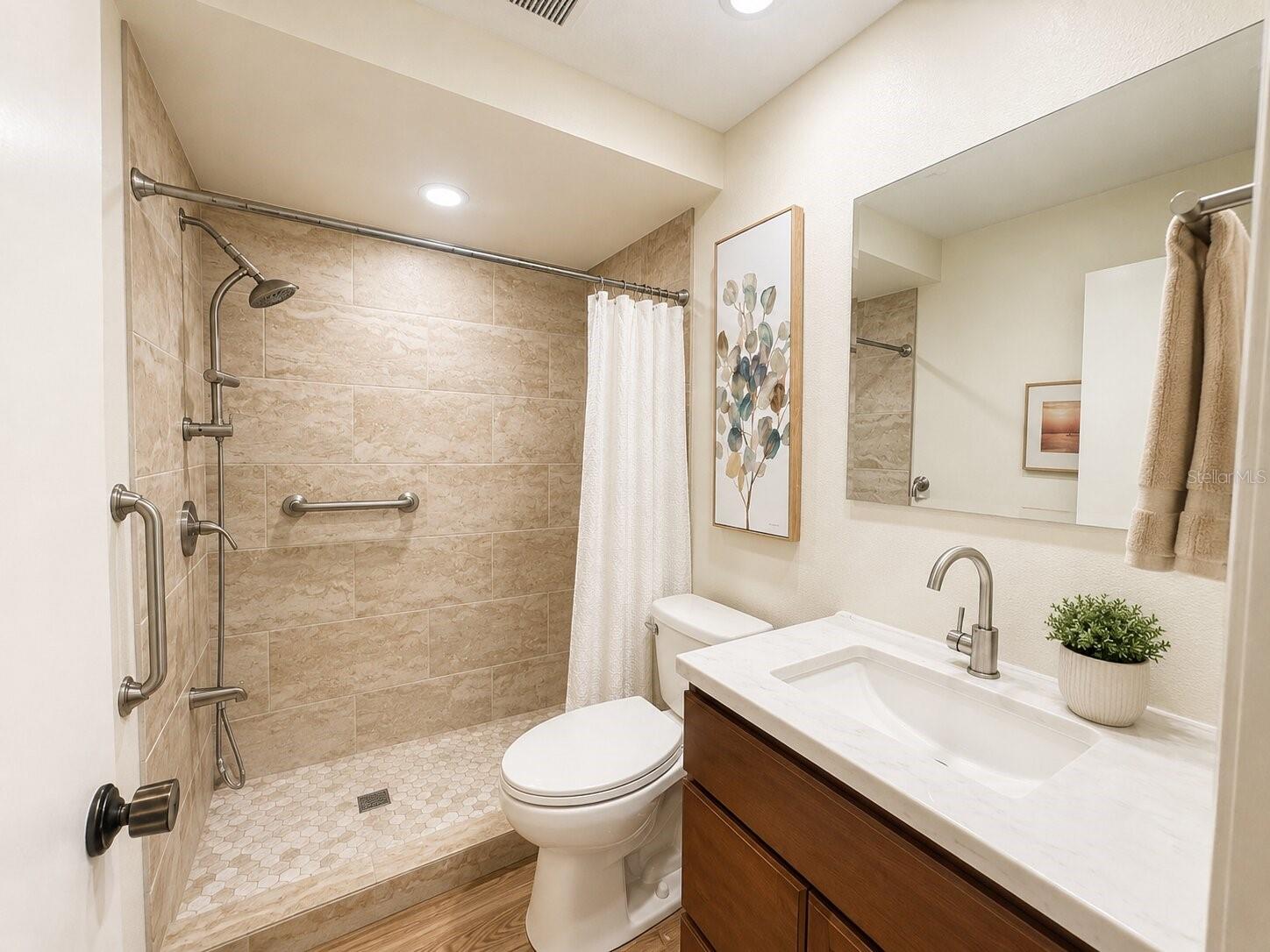 GARDEN LAKES COURTYARD PH 2 AMD - Residential