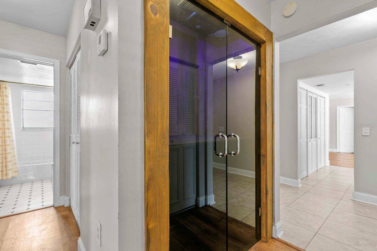 OAKMONT MANOR UNIT 2 - Residential