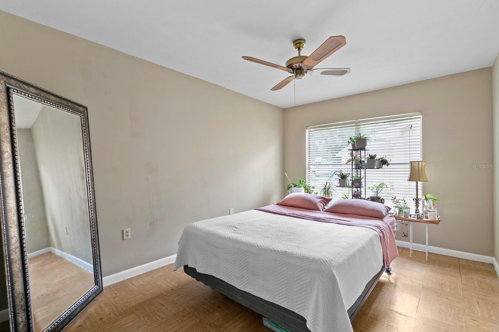 OAKMONT MANOR UNIT 2 - Residential