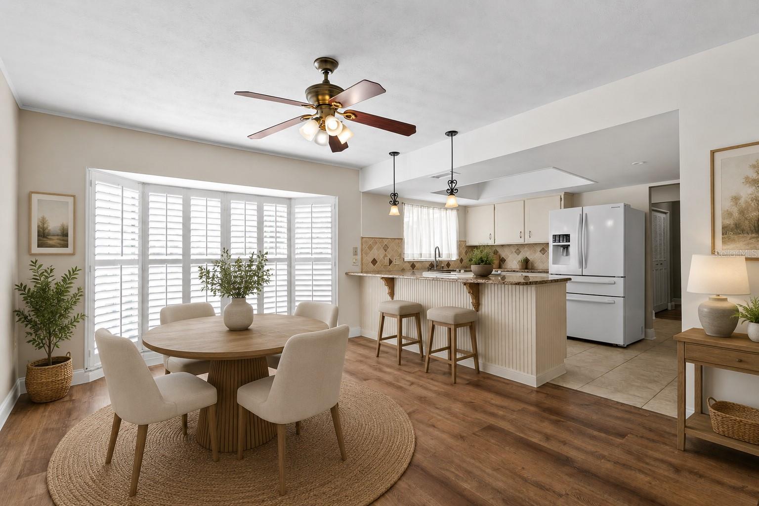 OAKMONT MANOR UNIT 2 - Residential