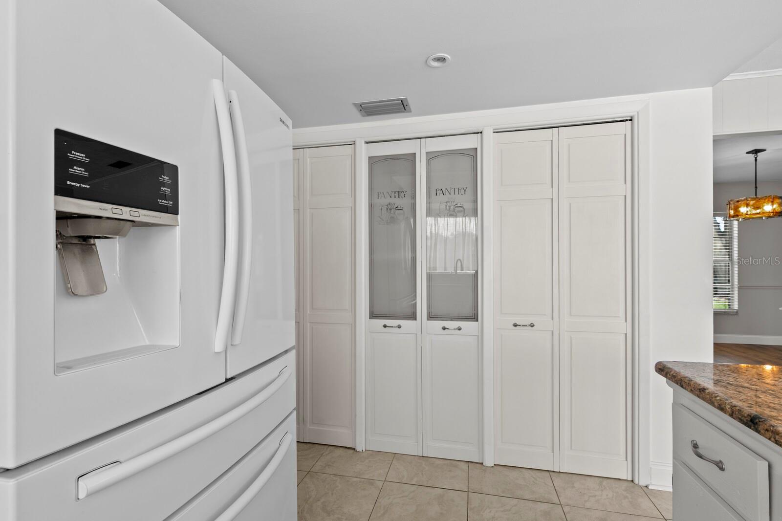 OAKMONT MANOR UNIT 2 - Residential