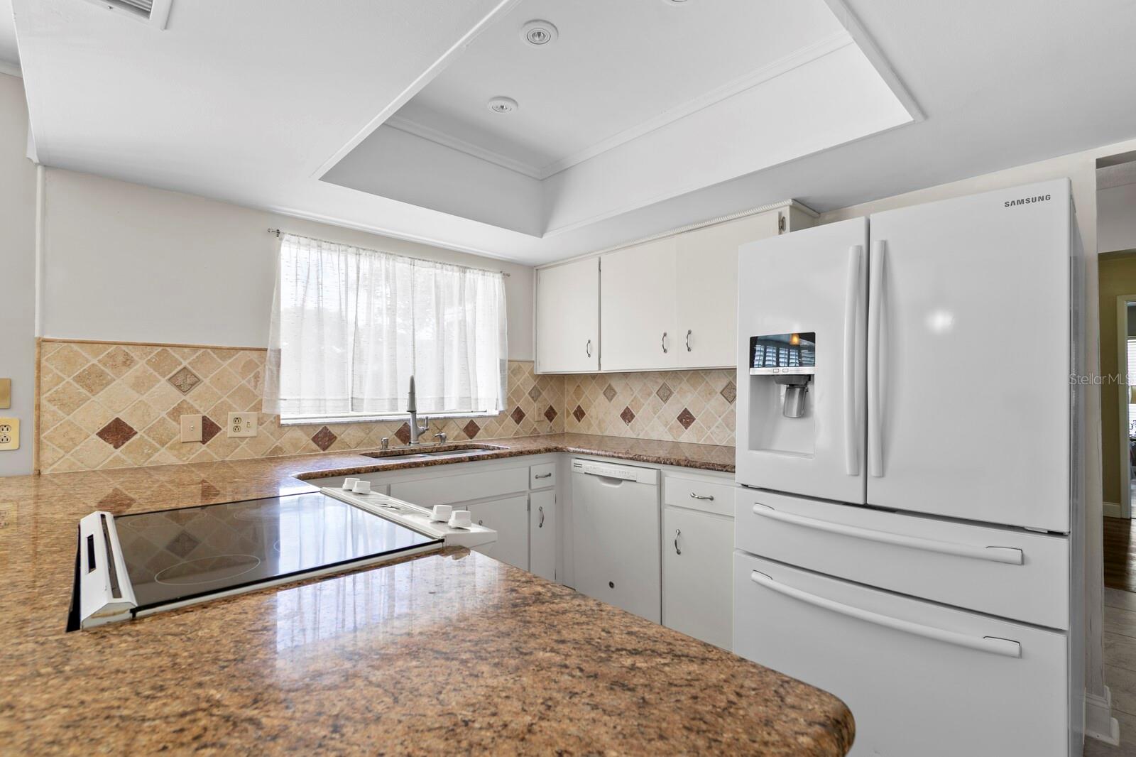 OAKMONT MANOR UNIT 2 - Residential