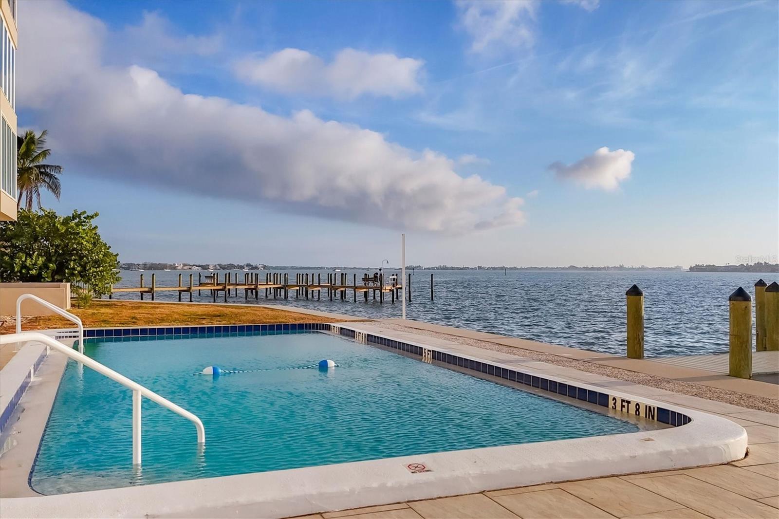 BAY POINT APTS - Residential