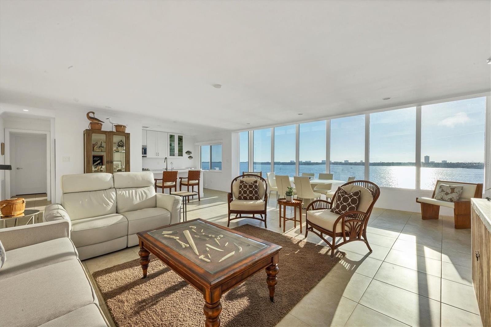 BAY POINT APTS - Residential