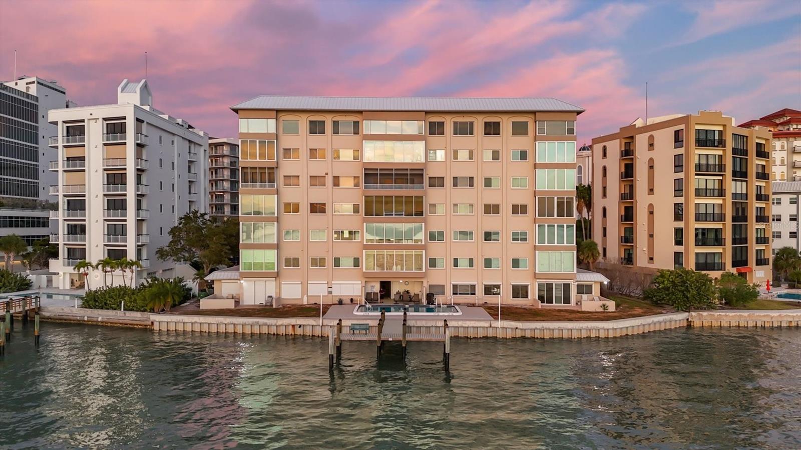 BAY POINT APTS - Residential
