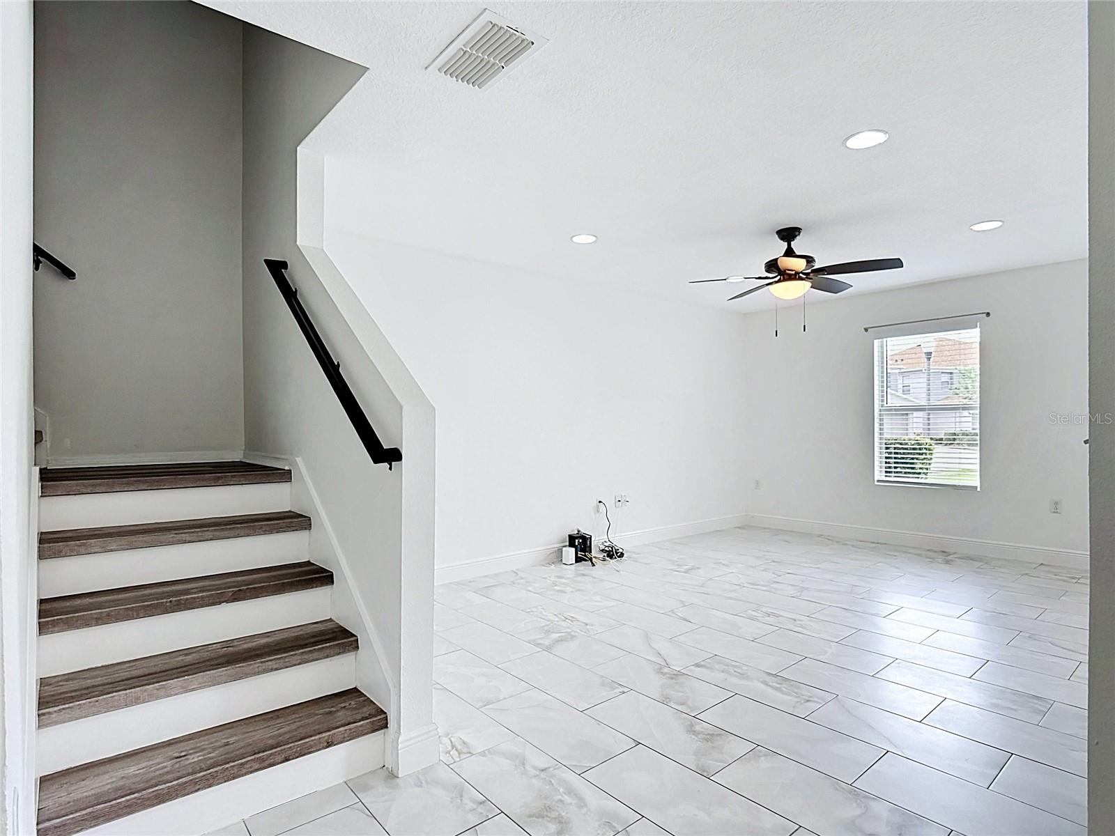 AMBER POINTE UNIT 2 - Residential