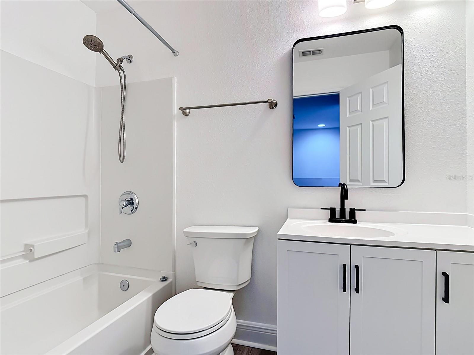 AMBER POINTE UNIT 2 - Residential