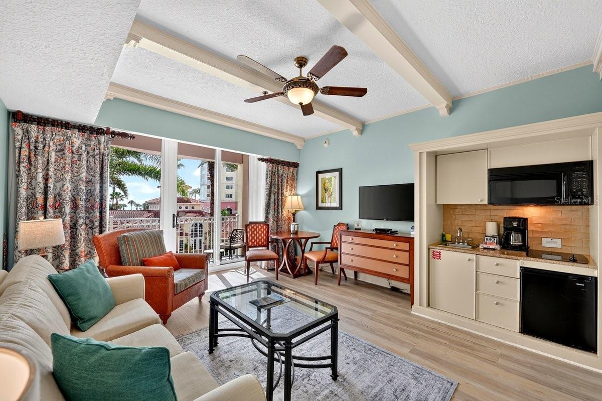 HAMMOCK BEACH - Residential