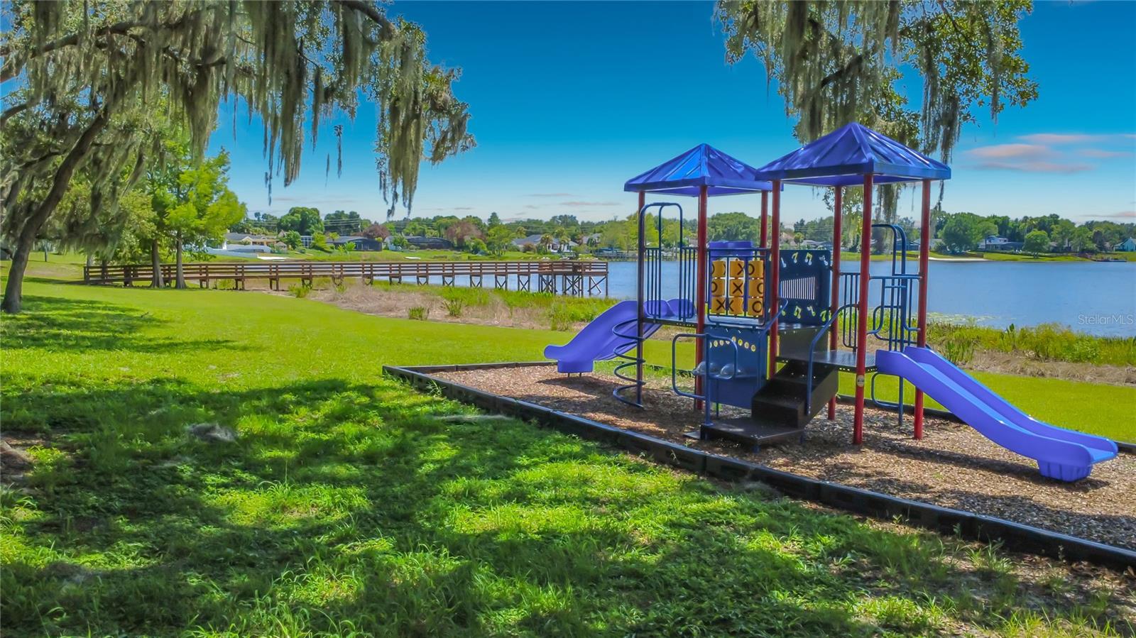 BAY LAKES AT GRANADA SEC 05 - Residential