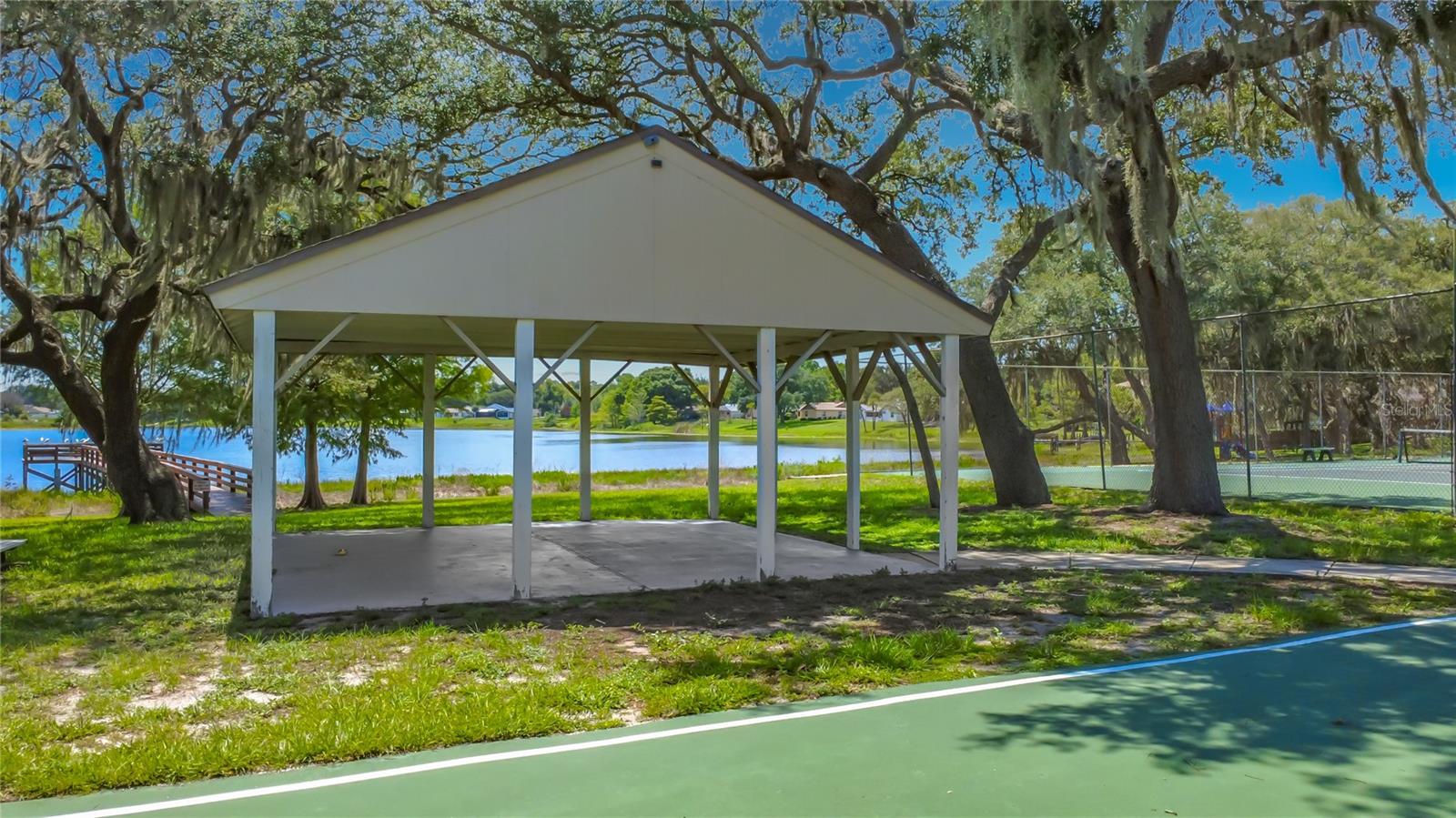 BAY LAKES AT GRANADA SEC 05 - Residential