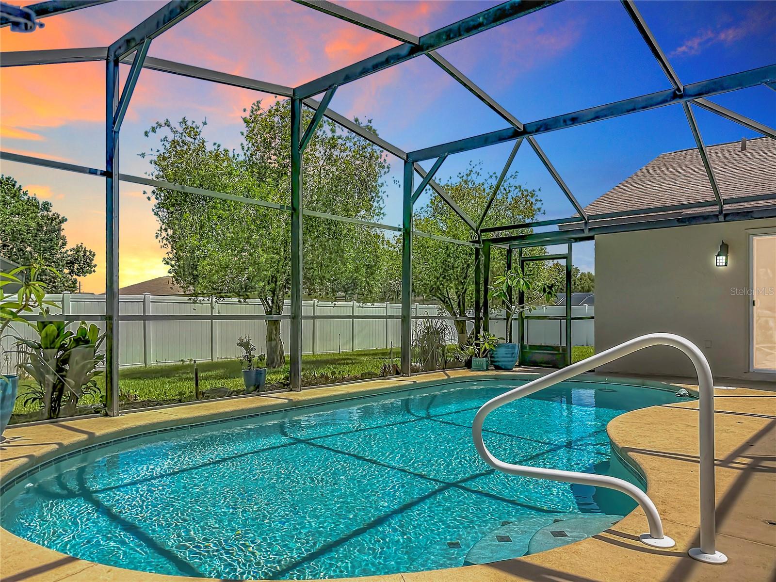 BAY LAKES AT GRANADA SEC 05 - Residential