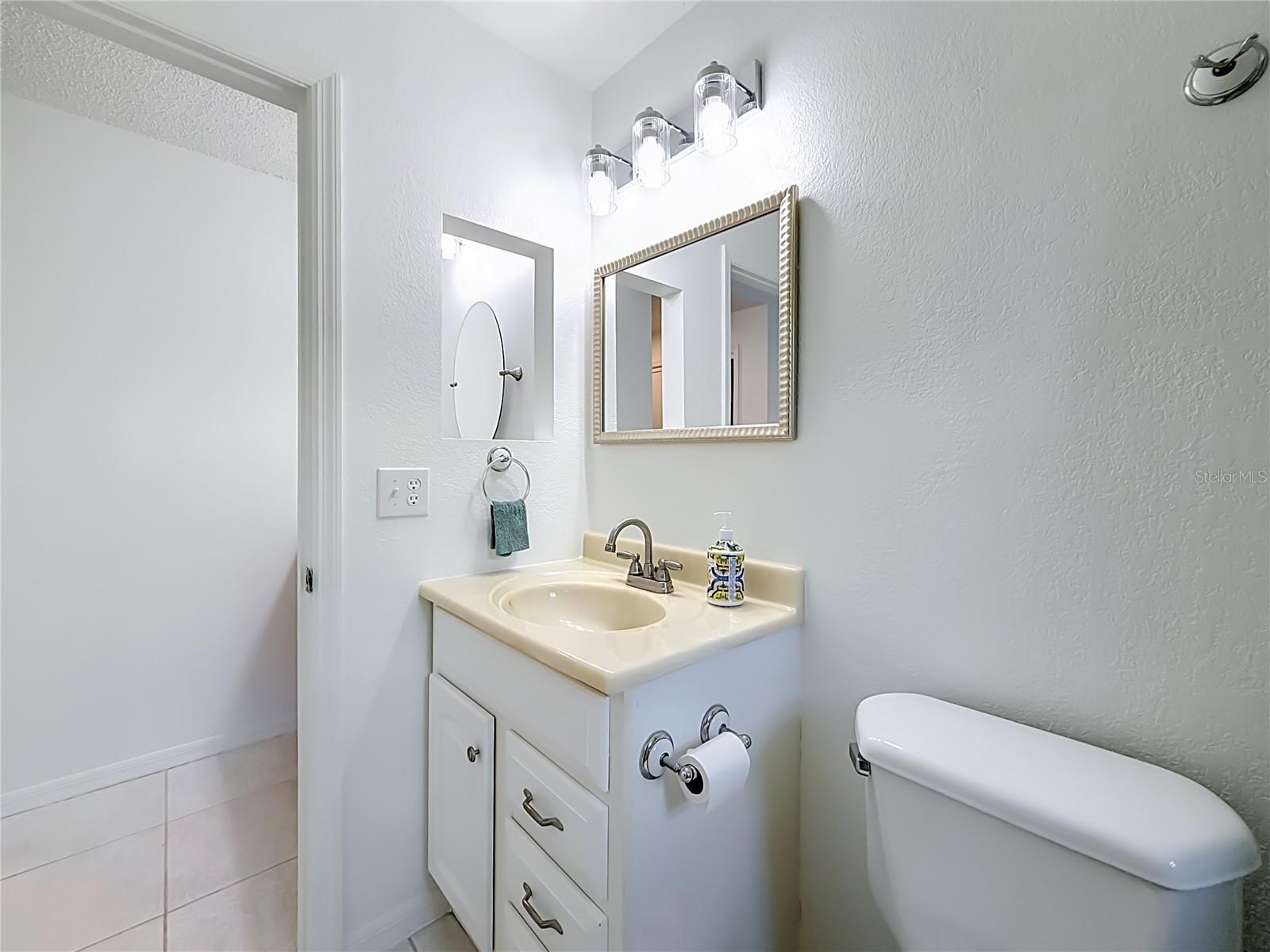 BAY LAKES AT GRANADA SEC 05 - Residential