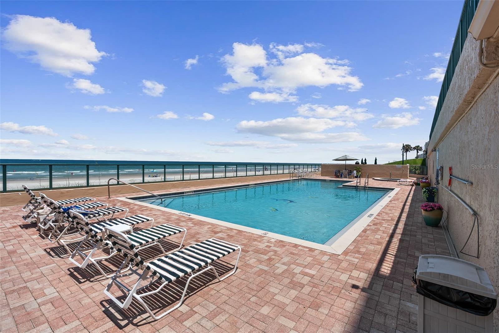 TOWERS AT PONCE INLET TOWER 05 CONDO - Residential