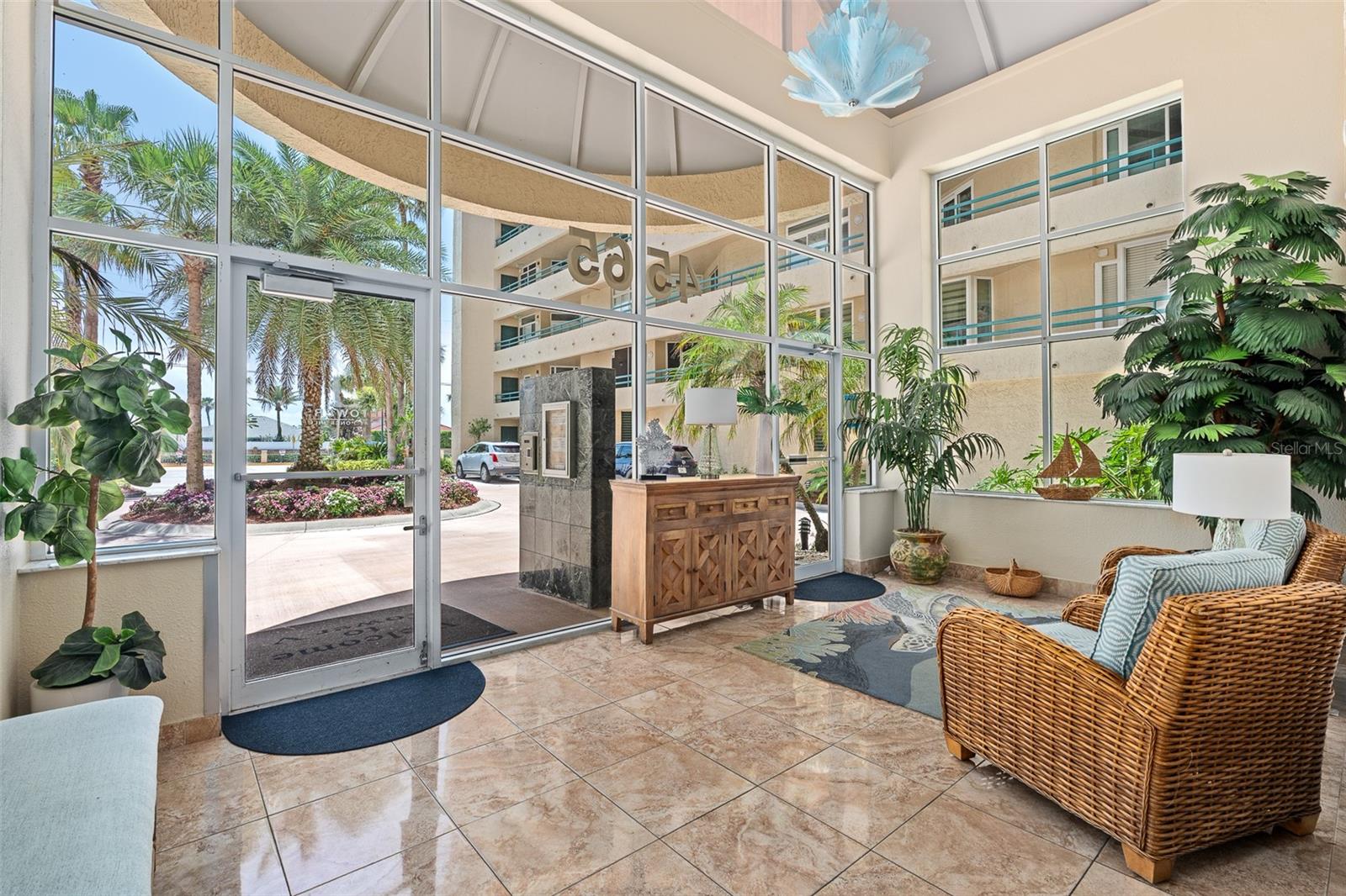TOWERS AT PONCE INLET TOWER 05 CONDO - Residential