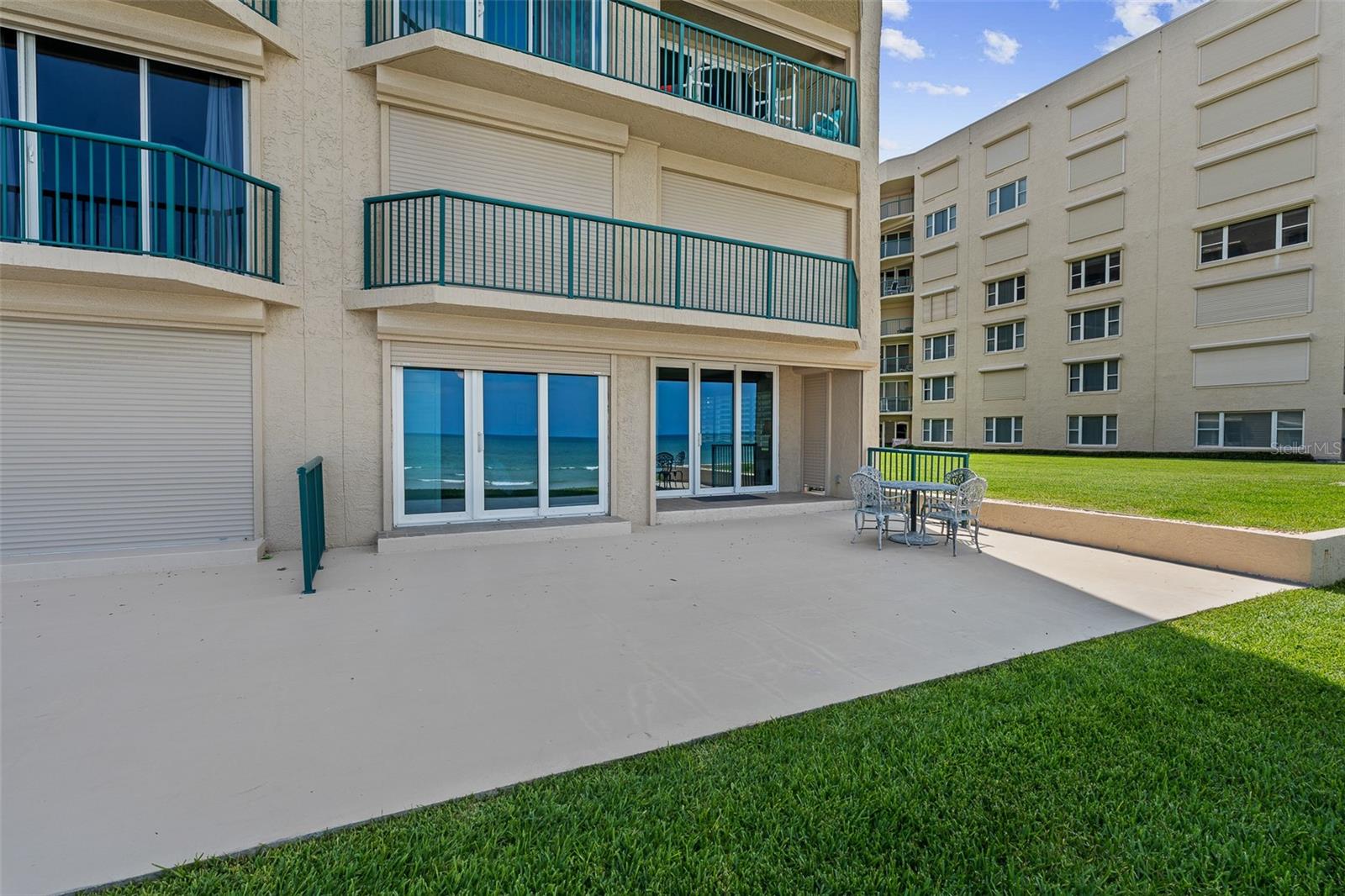 TOWERS AT PONCE INLET TOWER 05 CONDO - Residential