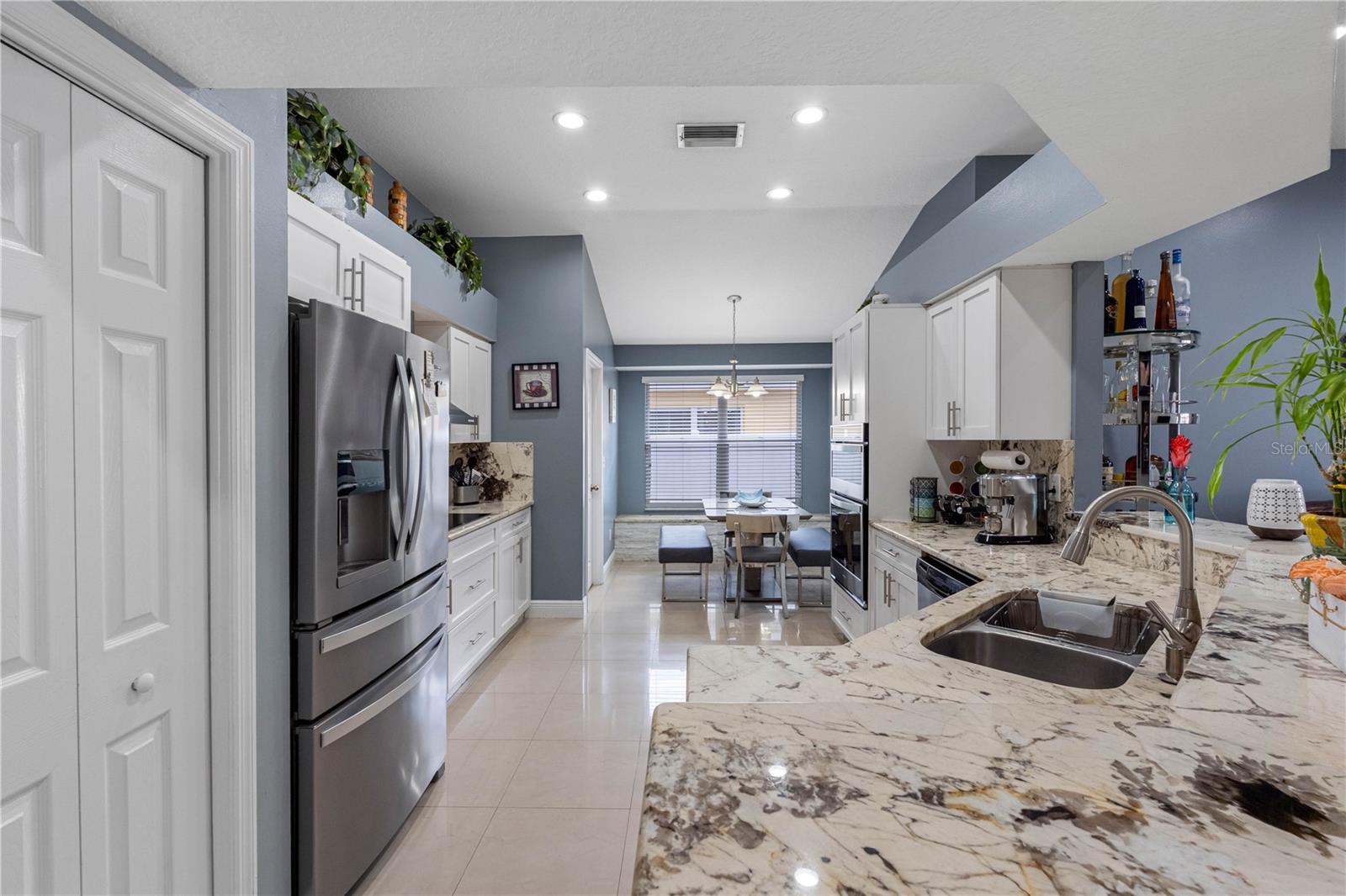 CARROLLTON LAKES - Residential