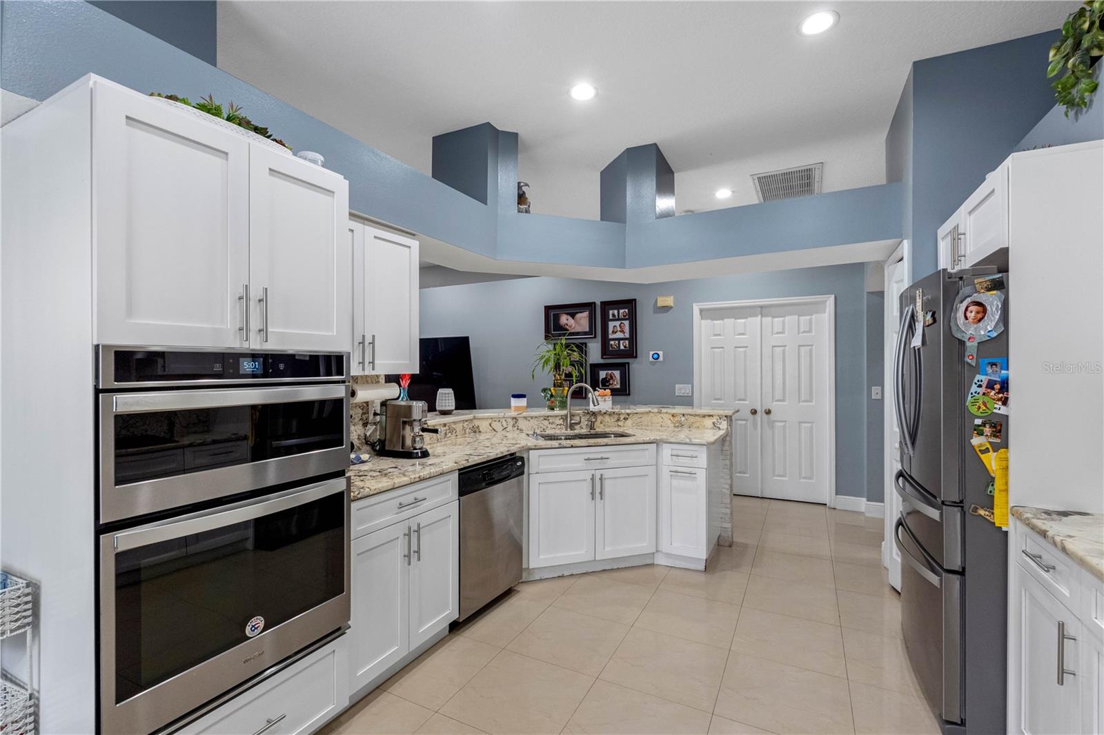 CARROLLTON LAKES - Residential