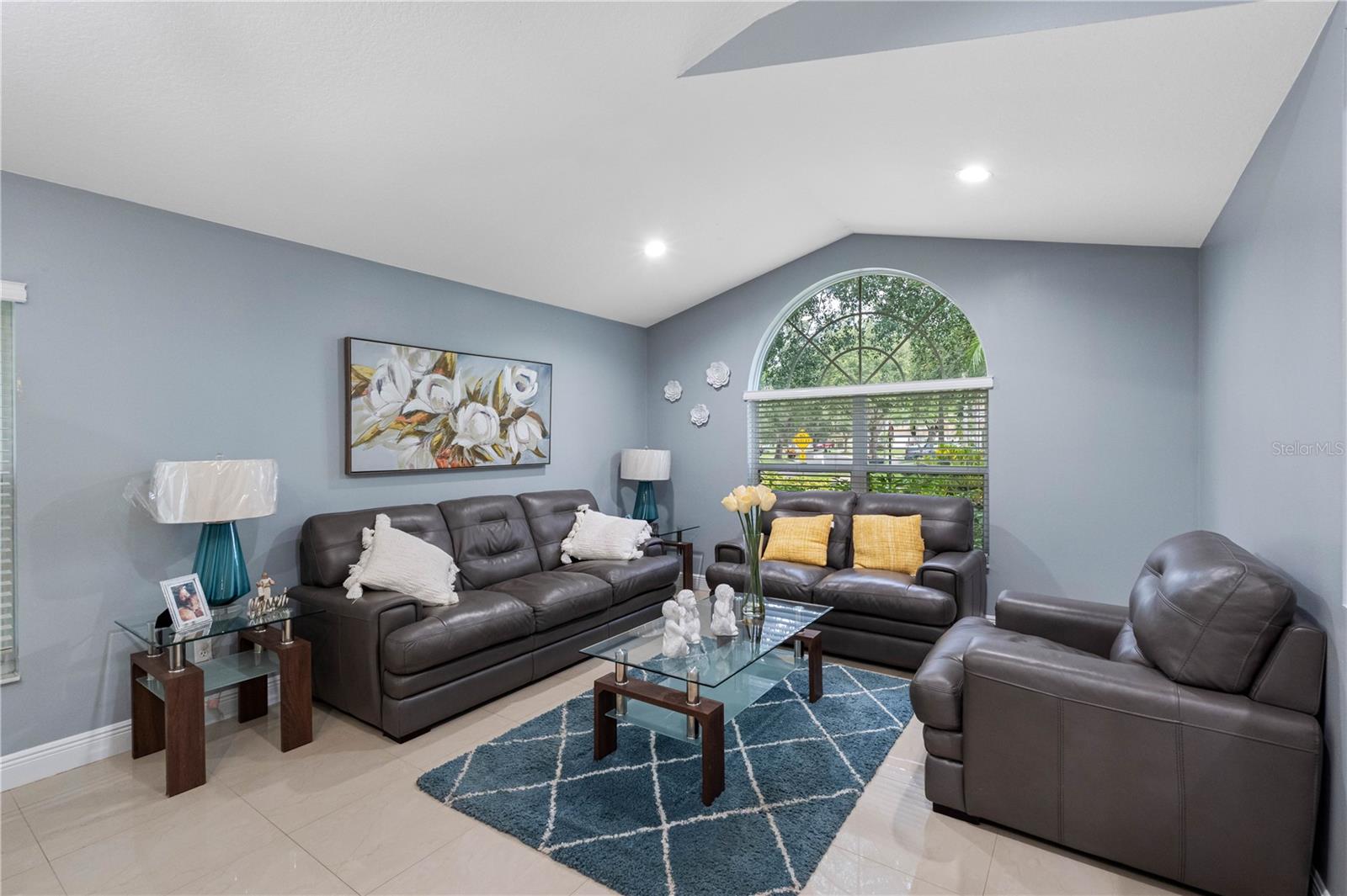 CARROLLTON LAKES - Residential