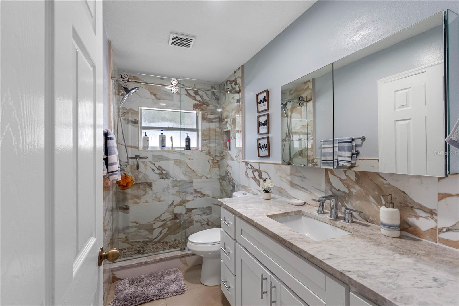 CARROLLTON LAKES - Residential