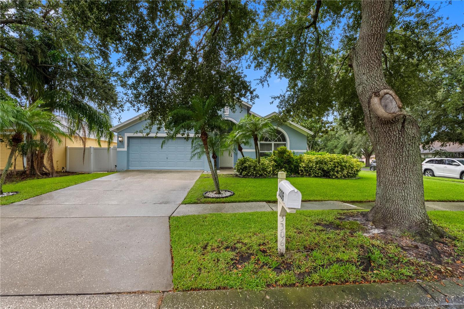 CARROLLTON LAKES - Residential