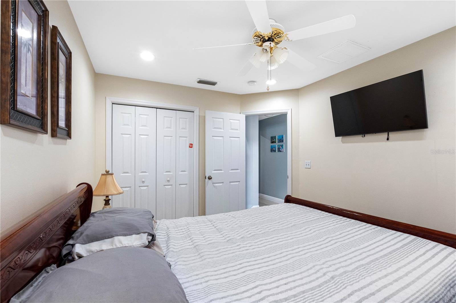 CARROLLTON LAKES - Residential