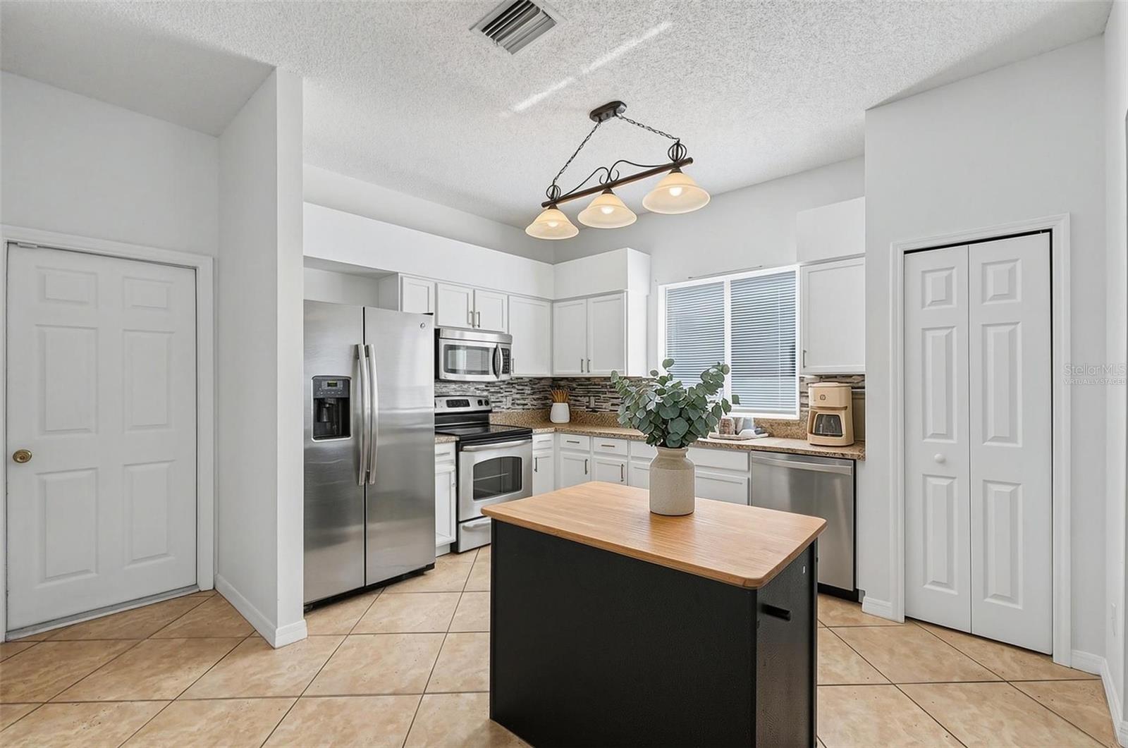 SUMMERFIELD VILLAGE 1 TR 28 - Residential