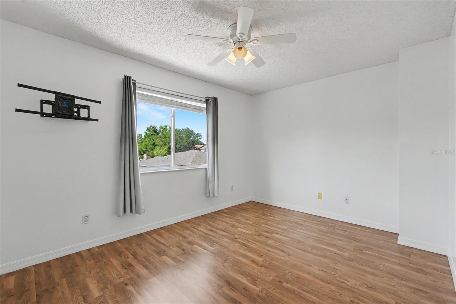 SUMMERFIELD VILLAGE 1 TR 28 - Residential