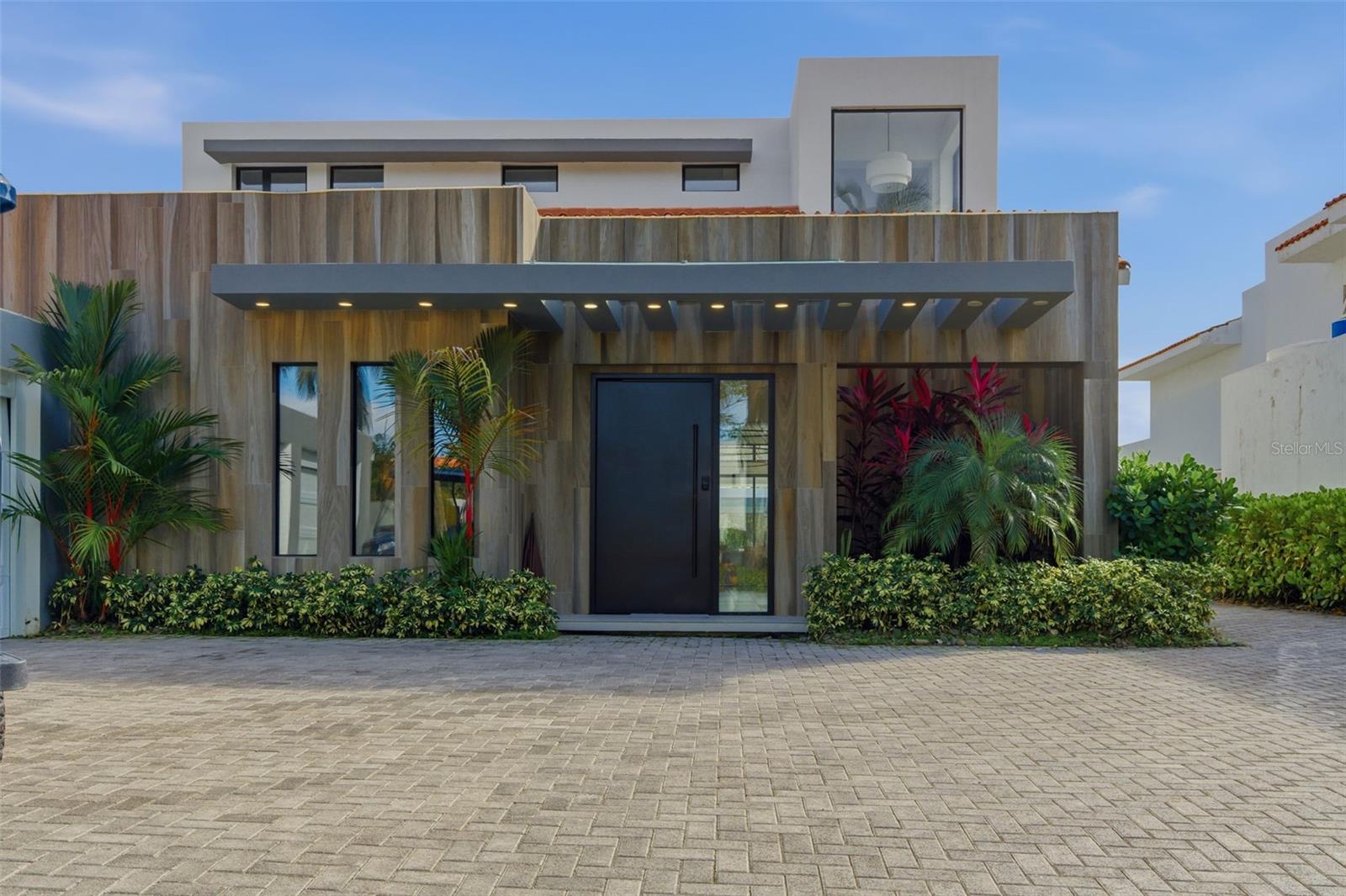 DORADO BEACH EAST - Residential