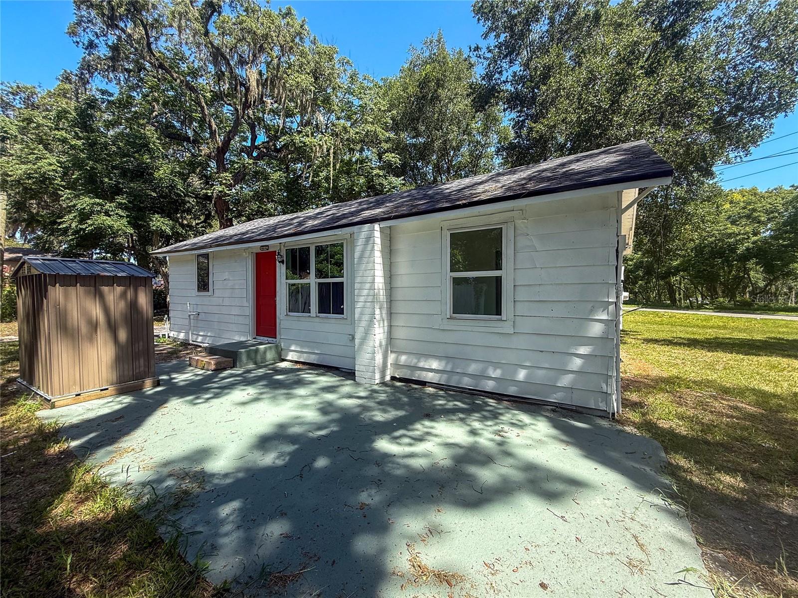 Discover the opportunity to own a single-family home on a nearly 1/3-acre corner lot with no HOA in Apopka. Whether you're a first-time homebuyer, investor, or looking for a home to make your own, this property offers the space and flexibility to fit a variety of lifestyles.

Inside, you'll find a functional floor plan featuring brand-new stainless steel appliances. The expansive yard provides endless opportunities to create your ideal outdoor living space, from entertaining family and friends to gardening or simply enjoying the privacy of a generously sized lot.

Conveniently located near Downtown Apopka, shopping, dining, parks, schools, and major roadways including SR-429, this home offers easy access to everything Central Florida has to offer. 

Seller will consider owner financing with acceptable terms. Don't miss this opportunity to own a property with a large lot, no HOA, and room to make it your own.