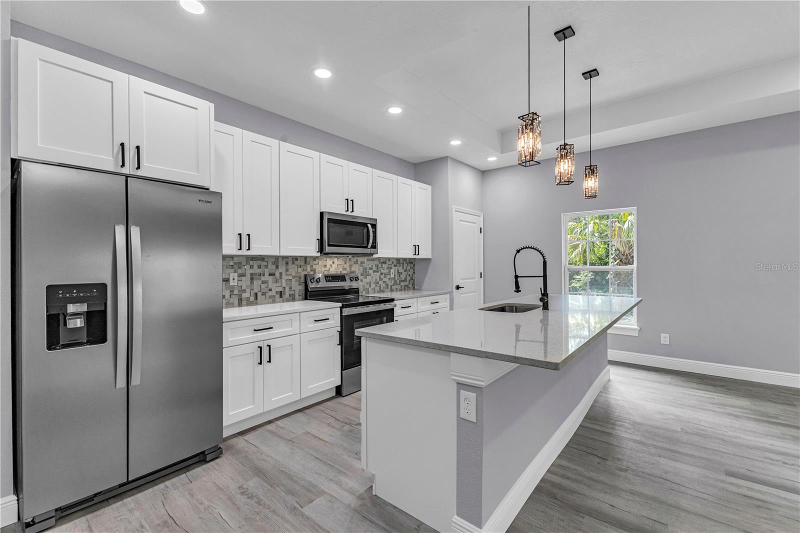 FLOMICH GARDEN SEC HOLLY HILL HEIGHTS - Residential