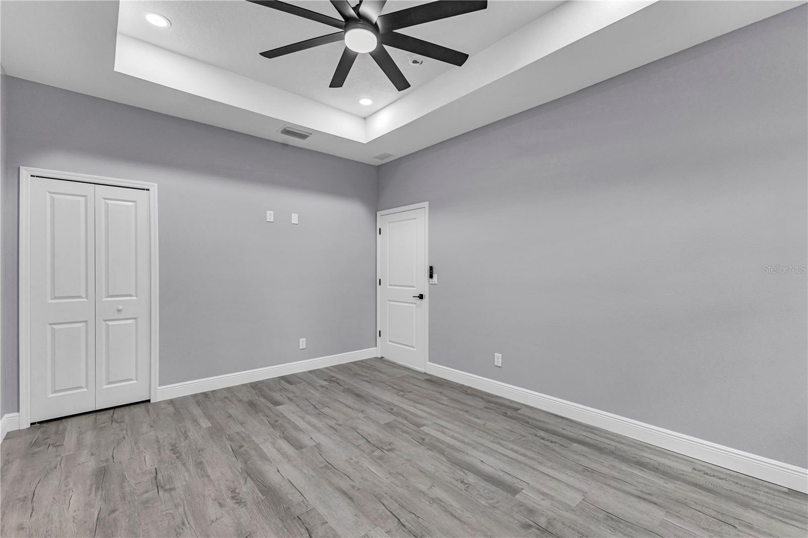 FLOMICH GARDEN SEC HOLLY HILL HEIGHTS - Residential