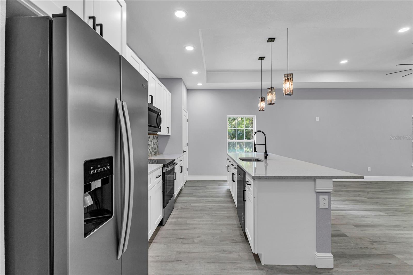 FLOMICH GARDEN SEC HOLLY HILL HEIGHTS - Residential