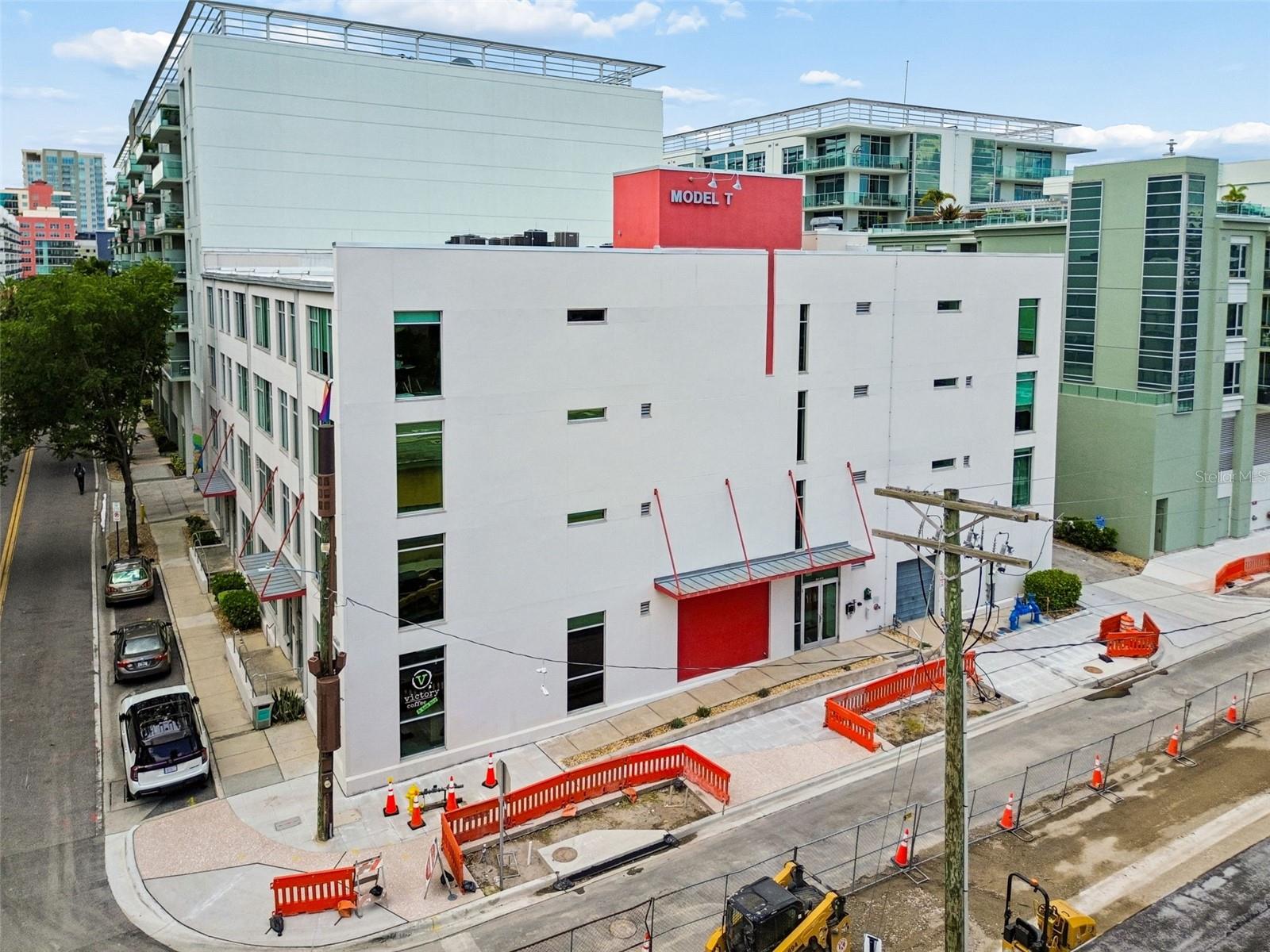VICTORY LOFTS A CONDO - Residential