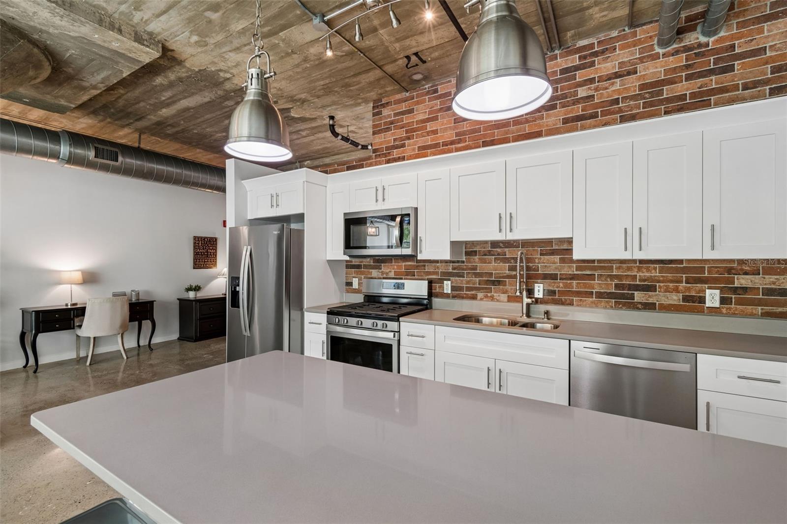 VICTORY LOFTS A CONDO - Residential