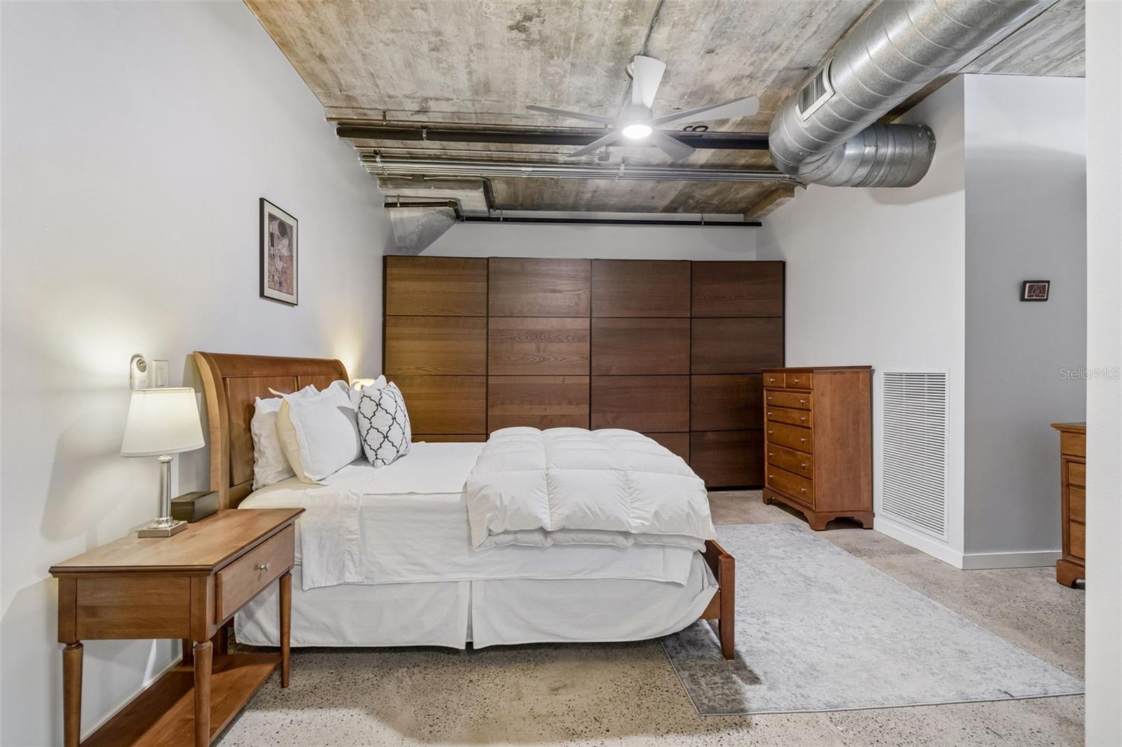 VICTORY LOFTS A CONDO - Residential